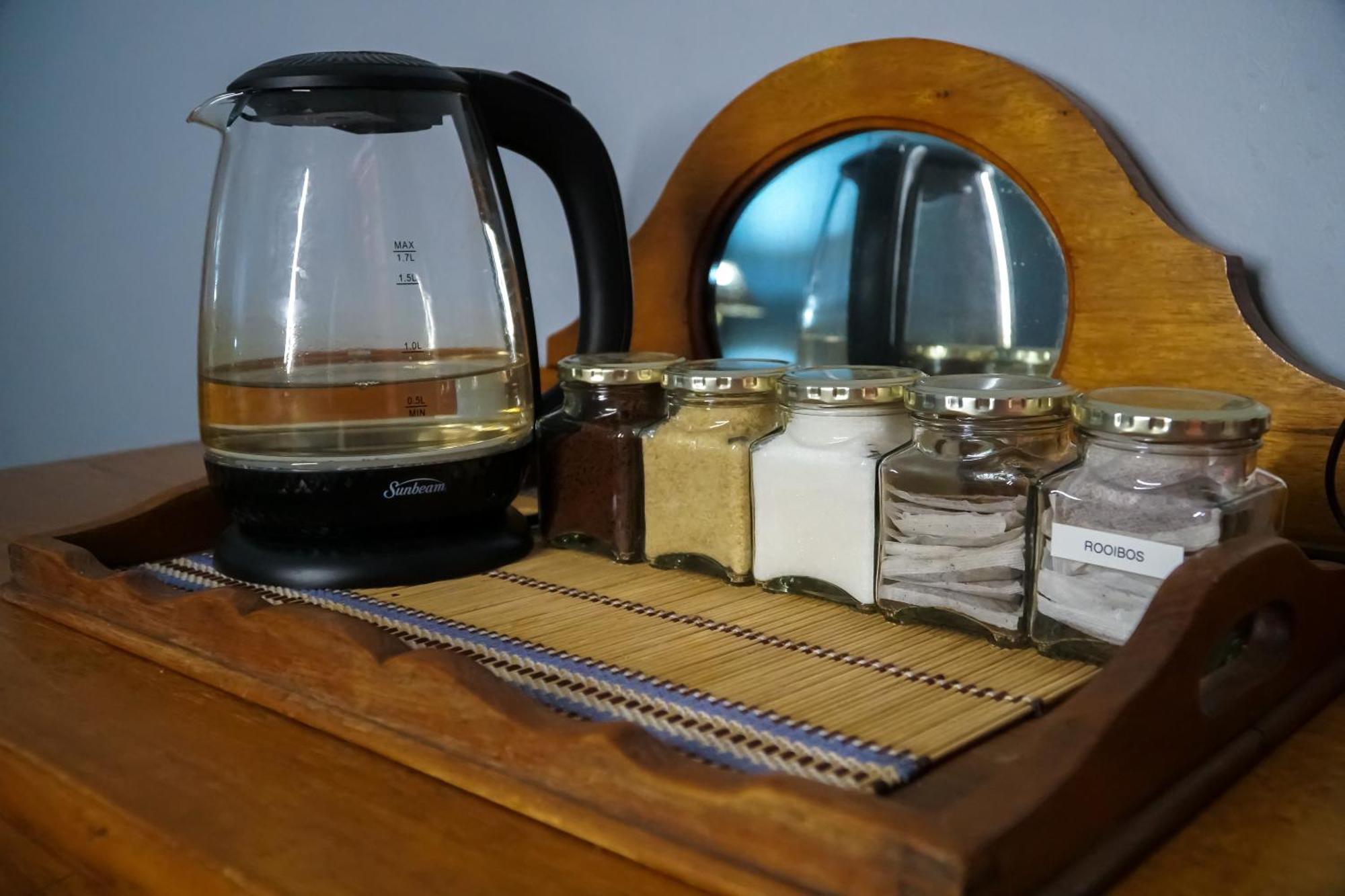 Outentique Accommodation Oudtshoorn Ngoại thất bức ảnh