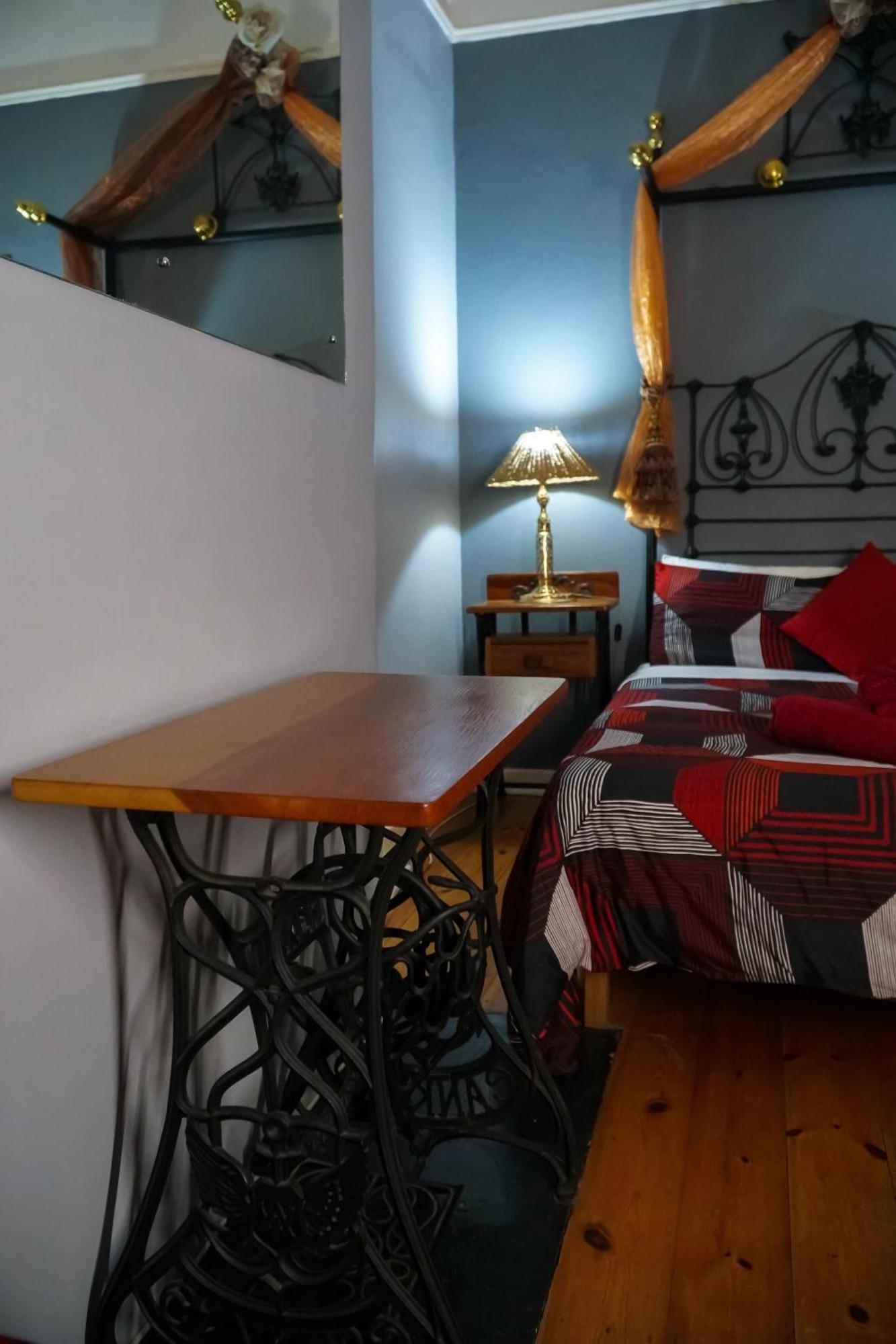 Outentique Accommodation Oudtshoorn Ngoại thất bức ảnh