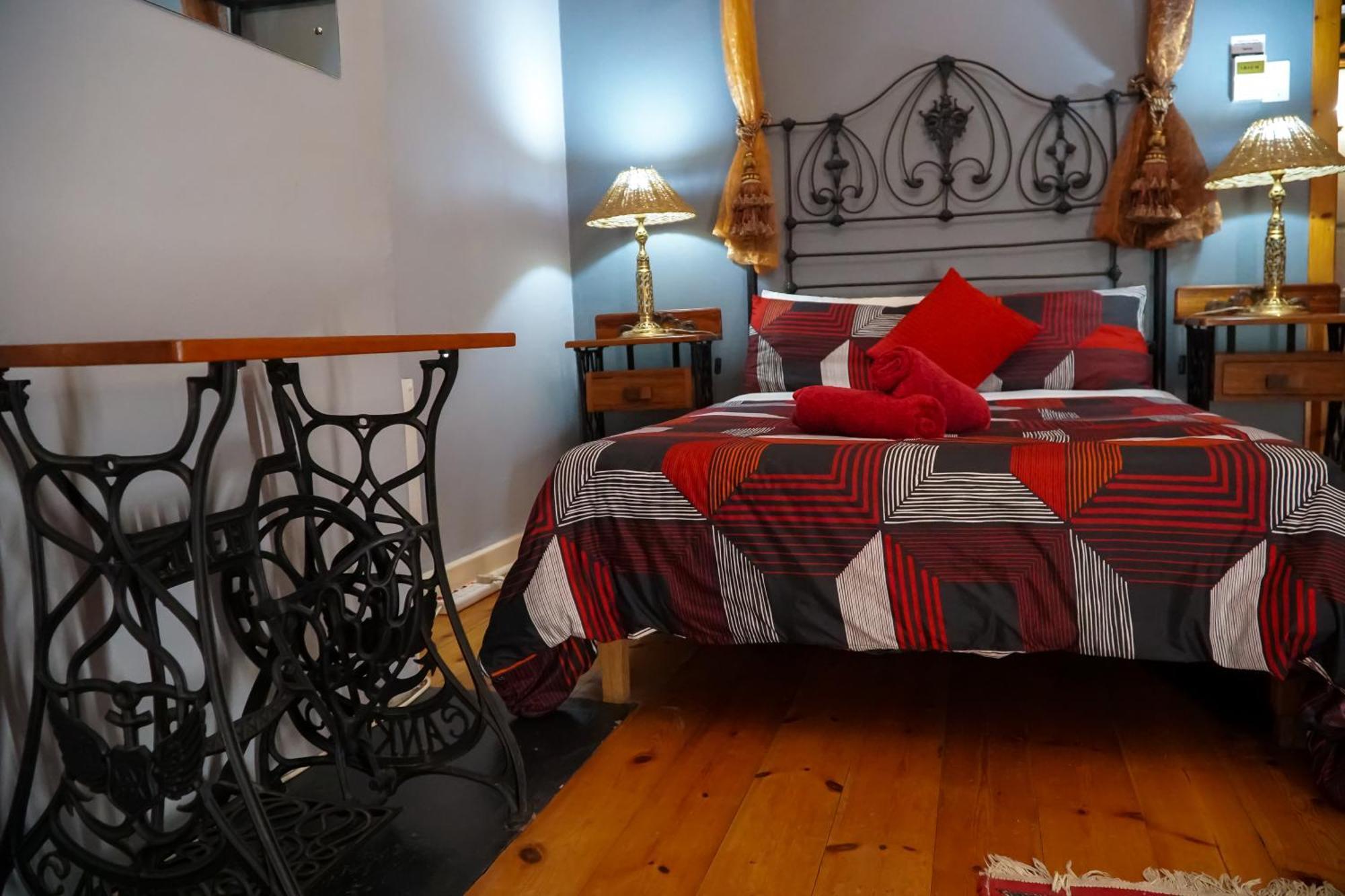 Outentique Accommodation Oudtshoorn Ngoại thất bức ảnh